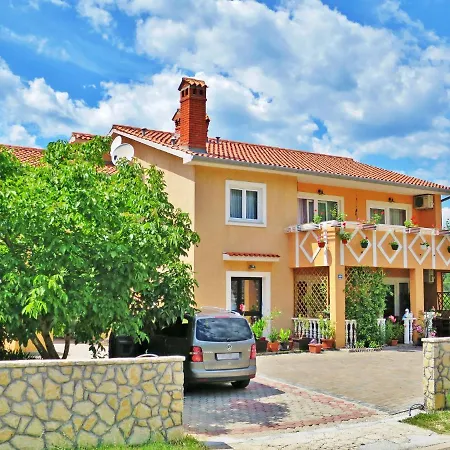 Apartment Fjolla - Lbn437